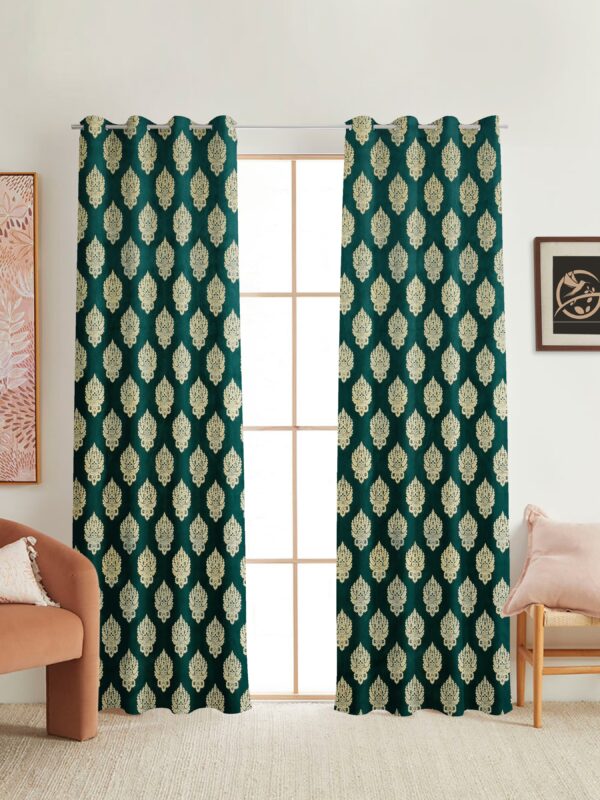Curtain